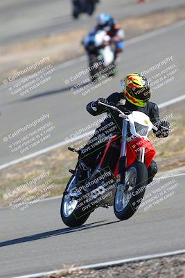 media/Feb-05-2023-Classic Track Day (Sun) [[c35aca4a42]]/Group 2/session 4 turn 4/